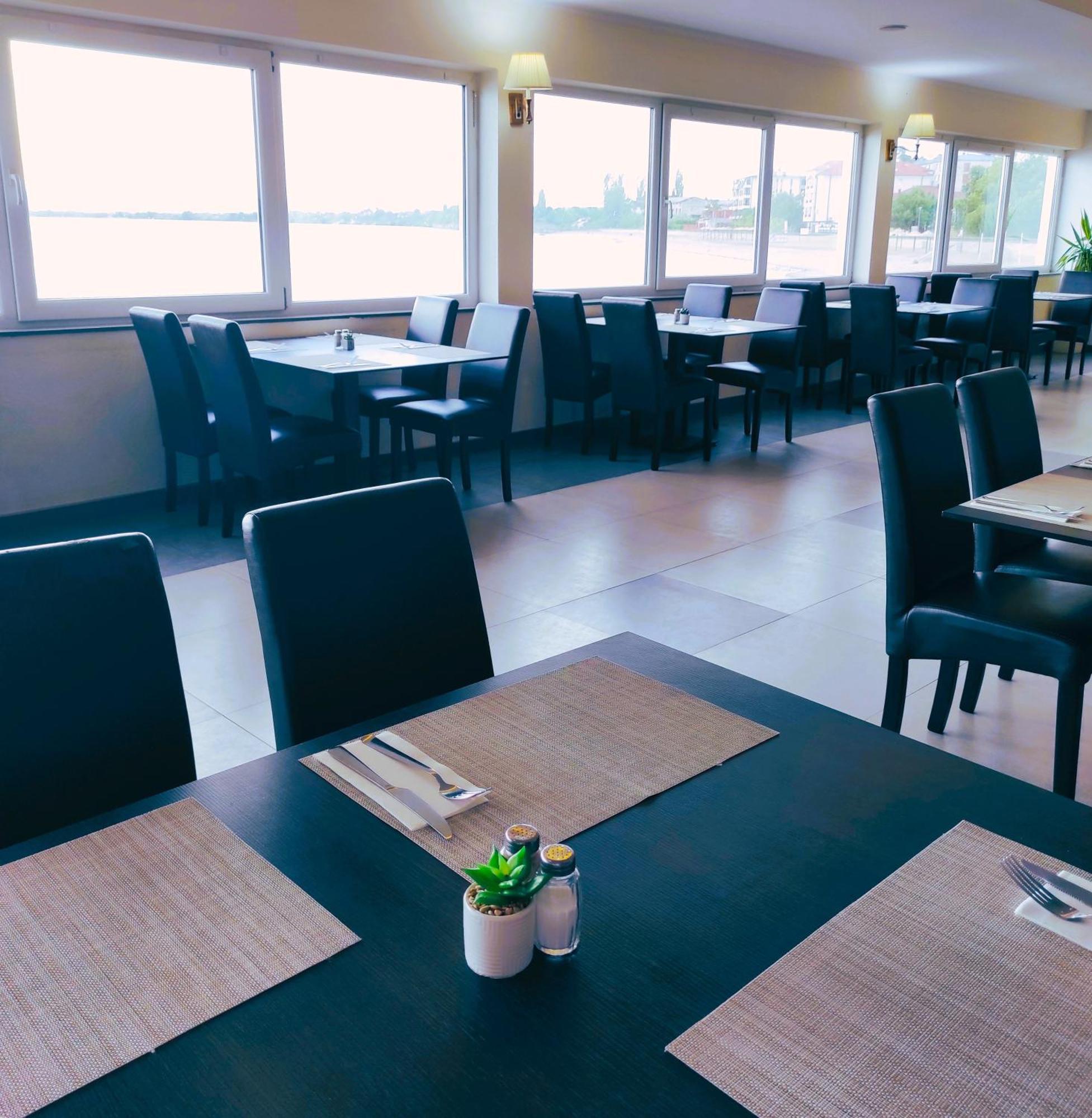 Hotel Aquastar Danube Kladovo Esterno foto